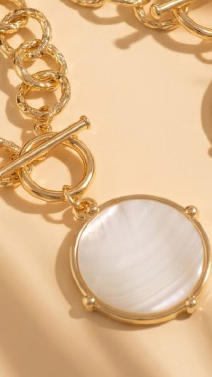 Ritzy Place Necklace - White