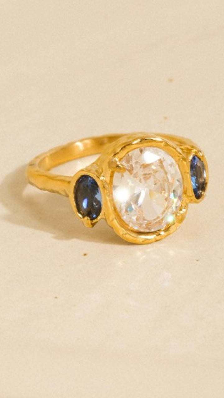 What A Spectacle Ring