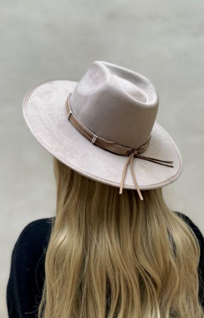 Love You To The Moon Hat - Piper and Hollow Boutique